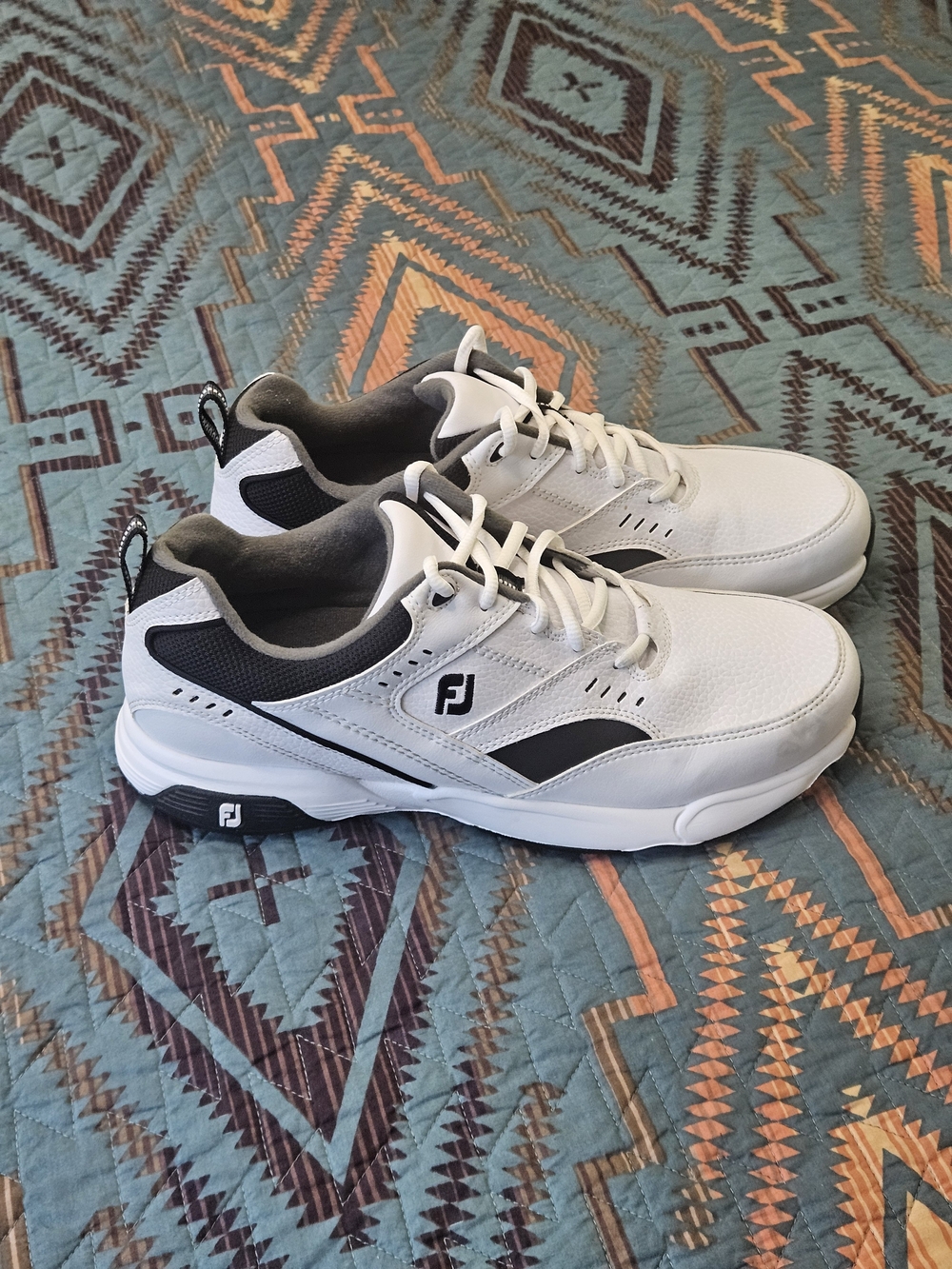 FootJoy White and Black Men's Athletic Golf Shoes - Cushioned Support